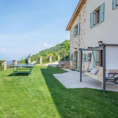 Holiday home Mit Schoenem Seepanorama Und Naturteich Castelletto Di Brenzone