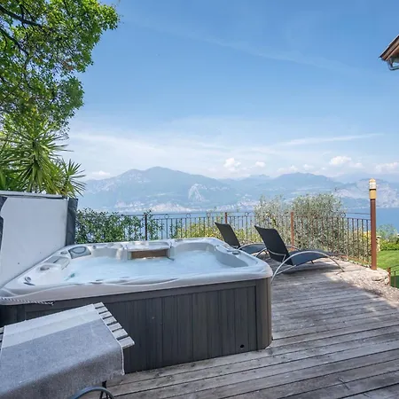 Mit Schoenem Seepanorama Und Naturteich Holiday home Castelletto Di Brenzone